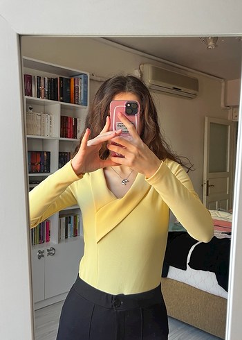 Sarı V Yakalı Triko Kadın Bluz - Görsel 3