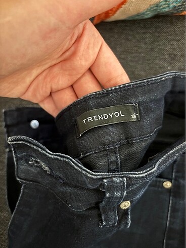 m Beden trendyol lacivert jean