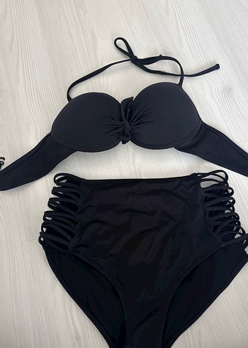 Siyah Strappy Mini Bikini Takımı