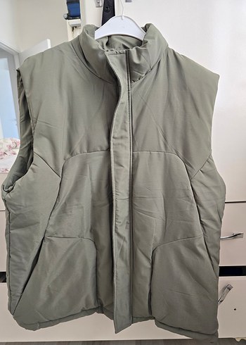 Gri Yüksek Yakalı Fermuarlı erkek Yelek - Görsel 2