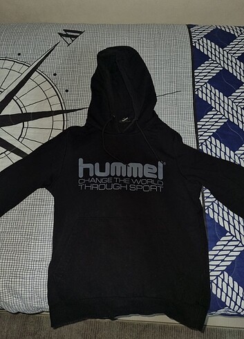 HUMMEL SWEATSHIRT