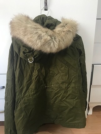 Zara Mont az giyildi