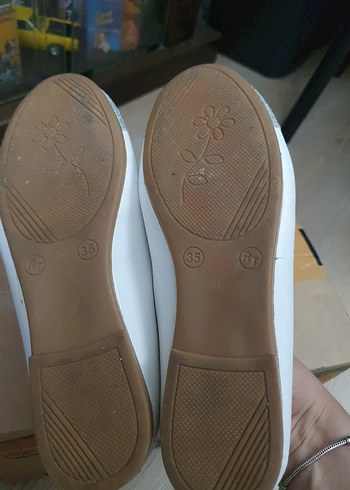 Gri Parlak Uçlu Beyaz Fiyonklu Babet - Görsel 6