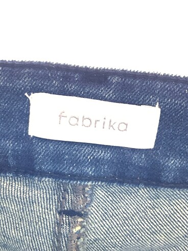 28 Beden çeşitli Renk Fabrika Jean / Kot %70 İndirimli.