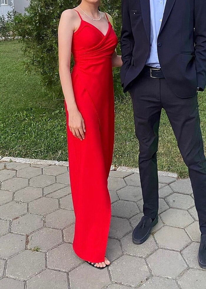 Trendyolmilla gece elbisesi - Görsel 3