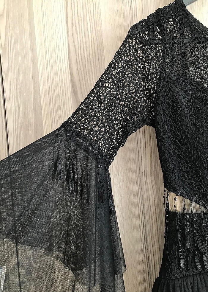 Püskül detaylı kısa elbise - Görsel 3