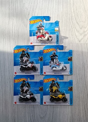 Hot Wheels Motorlar