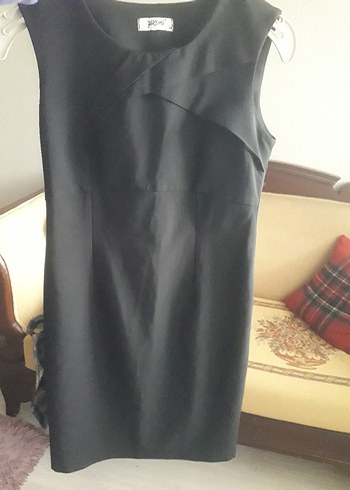 düz sade siyah elbise