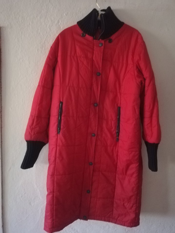 Alt dugme orda kucuk siyah leke var belli degıl - Görsel 2