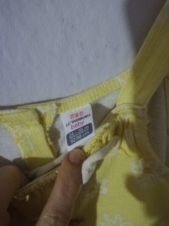 Sarı Kolsuz Kız Çocuk Elbisesi - Görsel 3