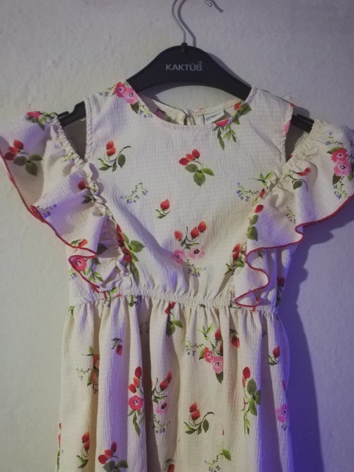 6.7 yas Çiçek Desenli Beyaz Kız Elbisesi - Görsel 2