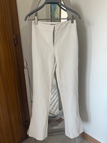 Çok severek kullandığım pantolonum kilo verdiğim için artık olmu