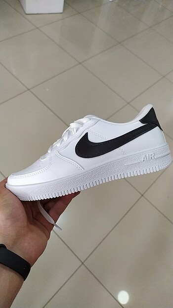 Nike Air Force ayakkabı 