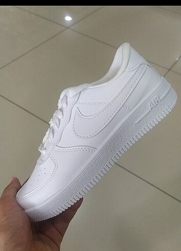 Nike Air Force Beyaz Spor Ayakkabı 