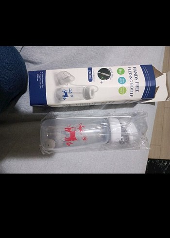 Beyaz Eller Serbest Bebek Biberonu - Görsel 4