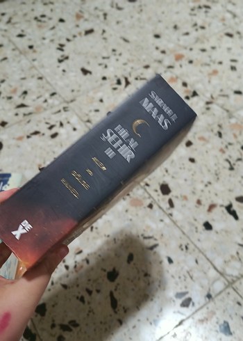  Beden Renk Sarah J. Maas Üçlemesi: Hilal Şehir, Nefes Hanesi, Alev ve Gölge