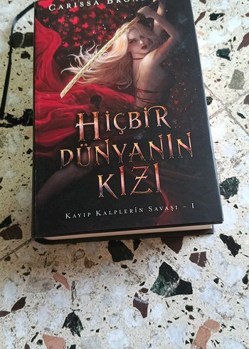 Hiçbir Dünyanın Kızı - Kayıp Kalplerin Savaşı 1