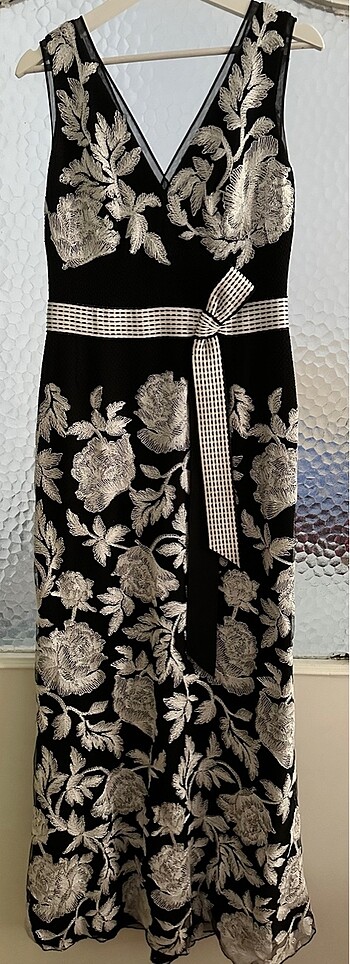 Tadashi Shoji Tuvalet(Beymen)