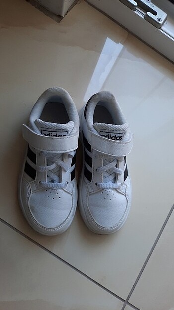 Adidas ayakkabı 