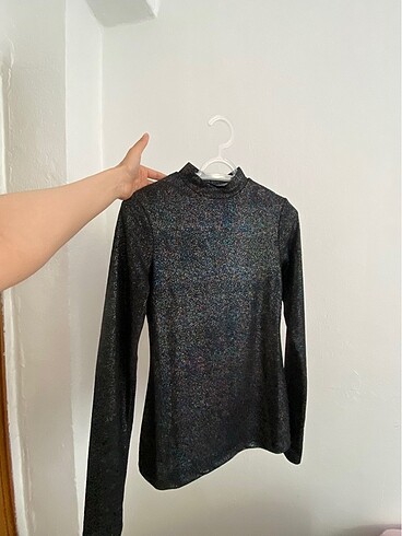 Zara beblue galaksi parlak body