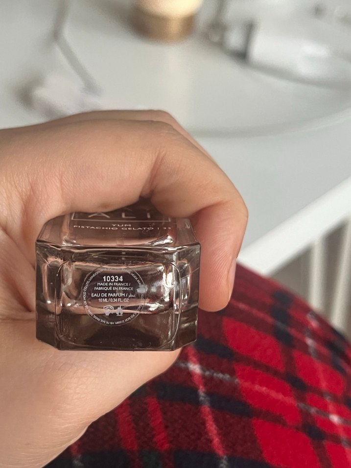 Kayali Yum Pistachio Gelato 33 , 10 ml parfüm - Görsel 3