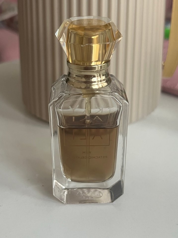 Kayali Yum Pistachio Gelato 33 , 10 ml parfüm - Görsel 2