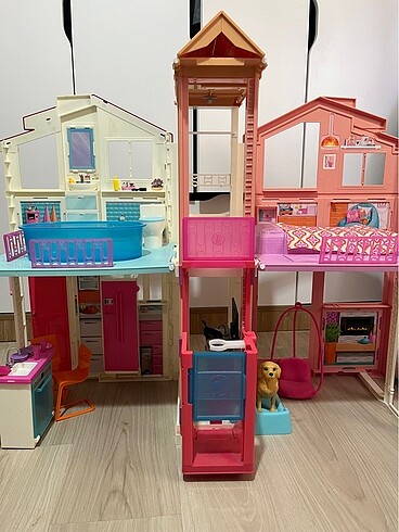 Barbie evi