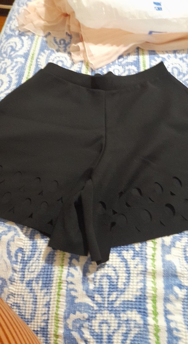 Siyah Gotik Mini Hamile Şortu - Görsel 2