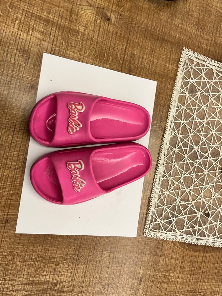 LCW Kız çocuk Pembe Barbie Terlik 29 30 - Görsel 2
