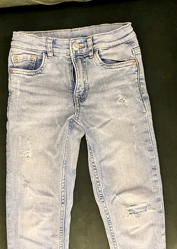 Zara erkek çocuk kot pantolon jean 7 8 yaş - Görsel 3