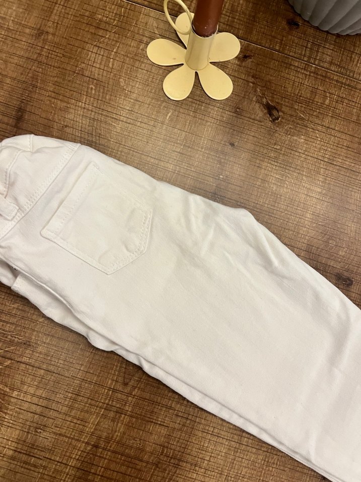 LCW kız çocuk beyaz kot pantolon 4 5 yaş - Görsel 3