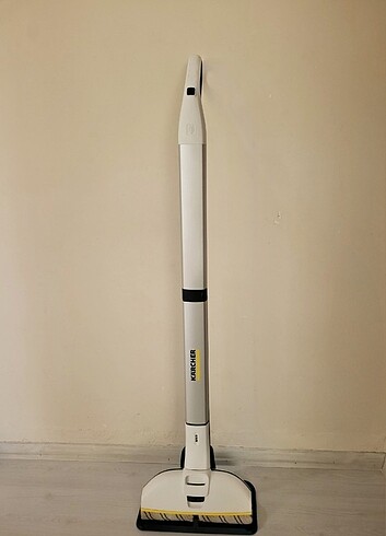 Karcher Yer Silme Makinesi