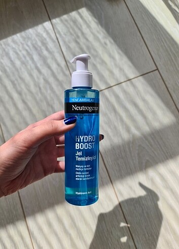 Neutrogena hydro boost jel temizleyici