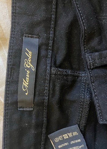 Kadın Siyah Kemerli Jean Bermuda Şort - Görsel 2