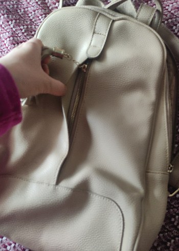 Bej Deri Kadın Sırt Çantası - Görsel 3