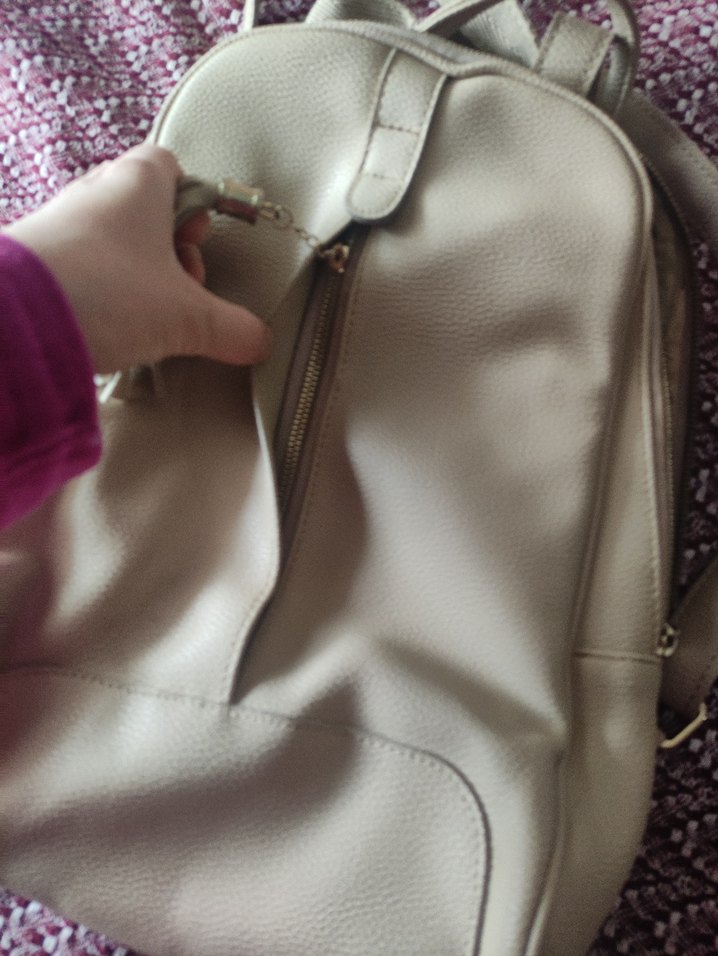 Bej Deri Kadın Sırt Çantası - Görsel 3