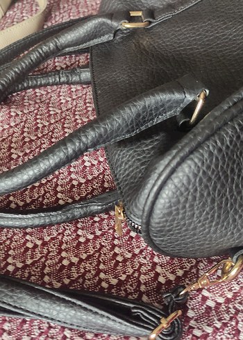 siyah çanta - Görsel 2