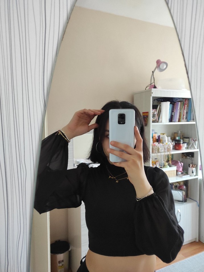 Siyah Yüksek Yakalı Uzun Kollu Kadın Bluz - Görsel 5