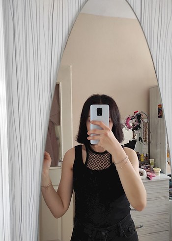 Dantel Detaylı Siyah Goth Askılı Bluz - Görsel 3