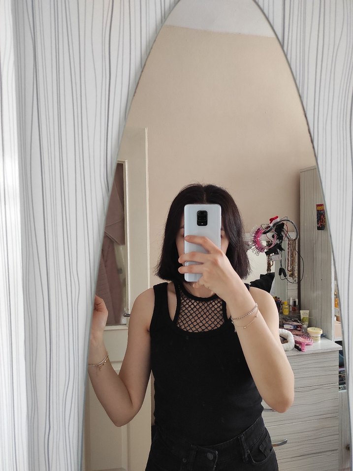 Dantel Detaylı Siyah Goth Askılı Bluz - Görsel 3