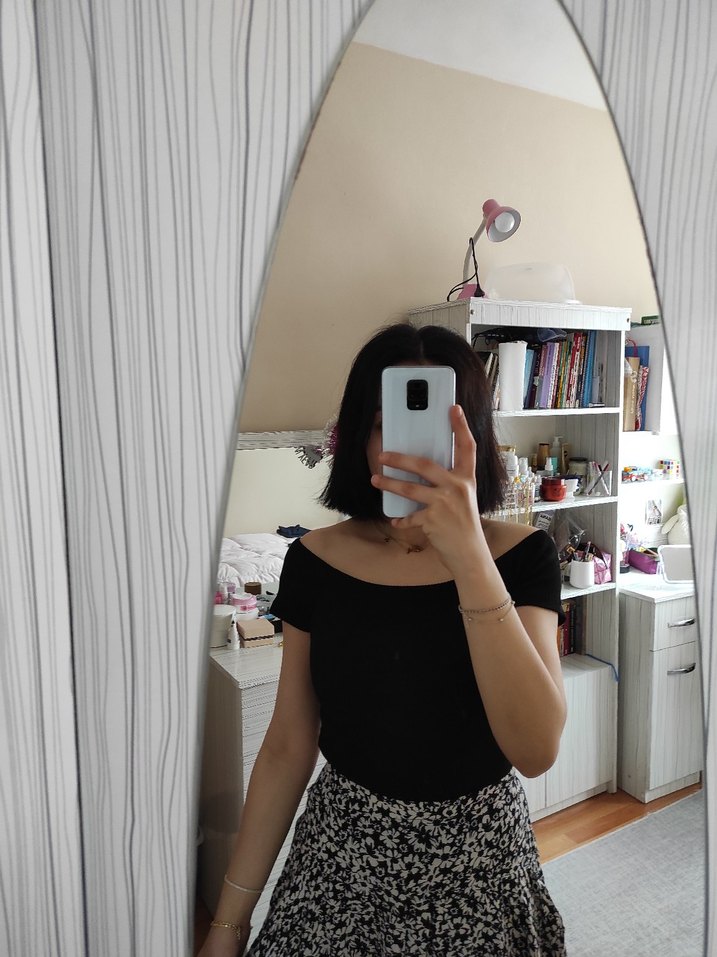 Siyah Kısa Kollu Tekstil Kadın Bluz - Görsel 4