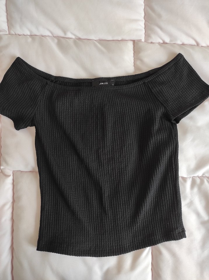 Siyah Kısa Kollu Tekstil Kadın Bluz - Görsel 2