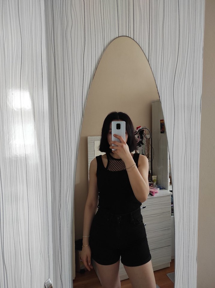 Siyah Loose Fit Mini Denim Şort - Görsel 4