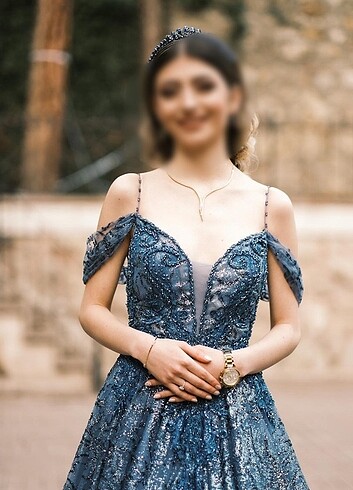 Kadın Abiye