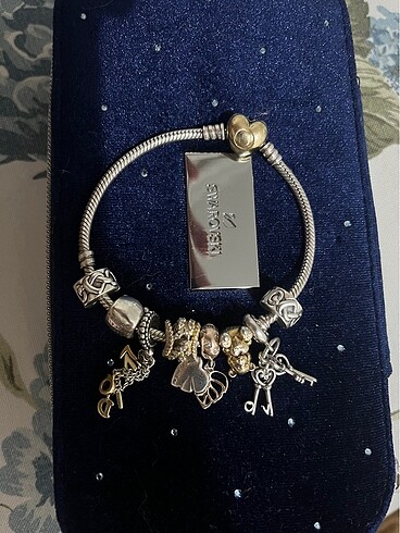 Pandora bileklik charm