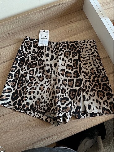 l Beden Zara leopar şort etek