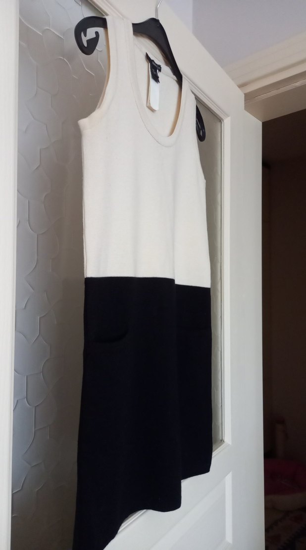 Kolsuz Mini Triko Elbise - Görsel 4