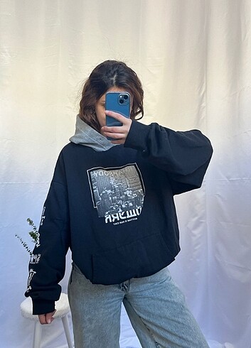 Vintage urban y2K Zara Model Sweatshirt