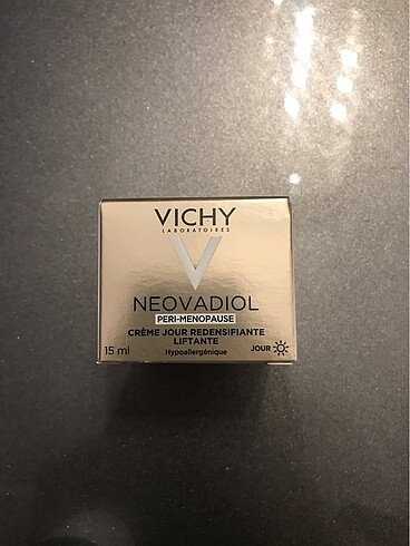 Vichy karma normal ciltler için bakım kremi