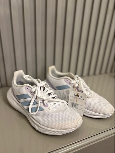 Adidas kadın spor ayakkabı
